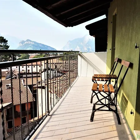Casa Elena * Arco